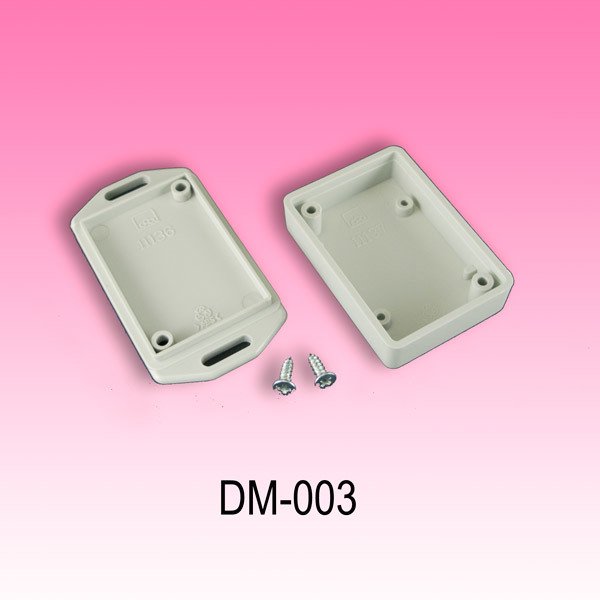 DM-003 35x65x15,3 mm Duvar Tipi Kutular